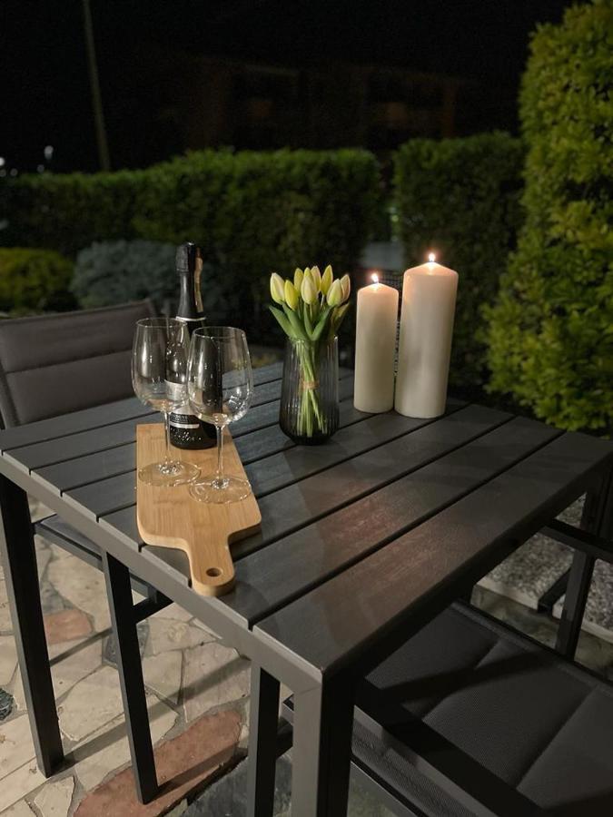 La Mirage Apartment เดเซนซาโนเดลการ์ดา ภายนอก รูปภาพ